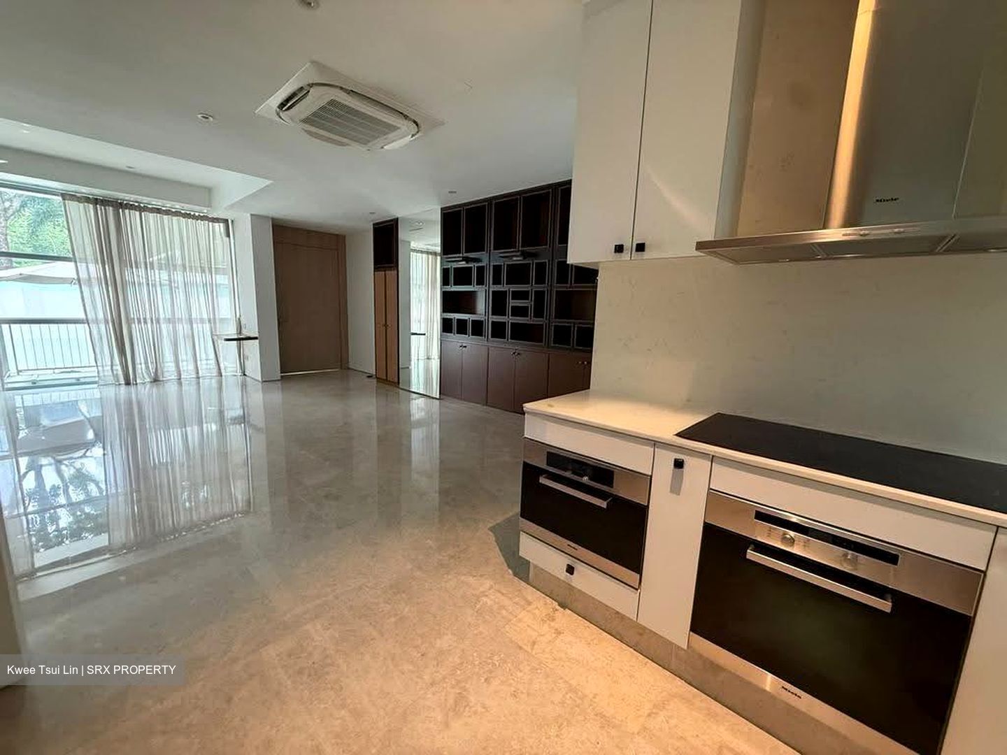 Paterson Residence (D9), Condominium #637810181